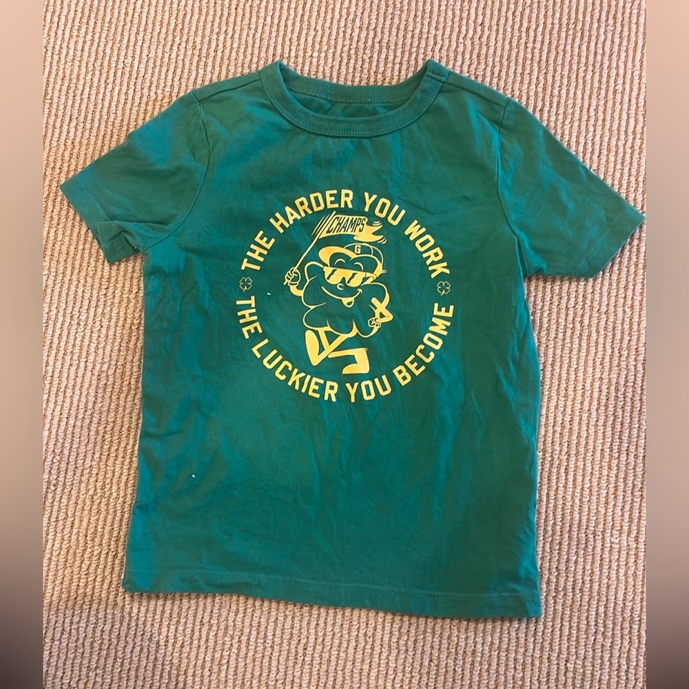 Gap Kids XS 4/5 Graphic T-Shirt bundle - 4 shirts